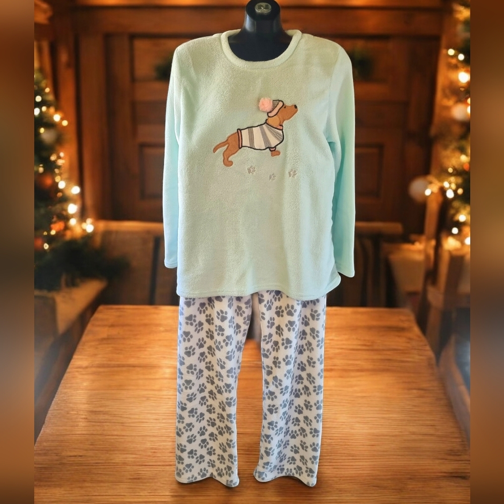 Love to Lounge Cozy Fleece Dachshund Dog Ladies 2 Piece Pajama Set 🐾🐕‍🦺